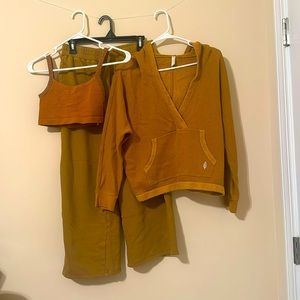 Free People Movement Mismatching/Matching Lounge Set (Bundle)